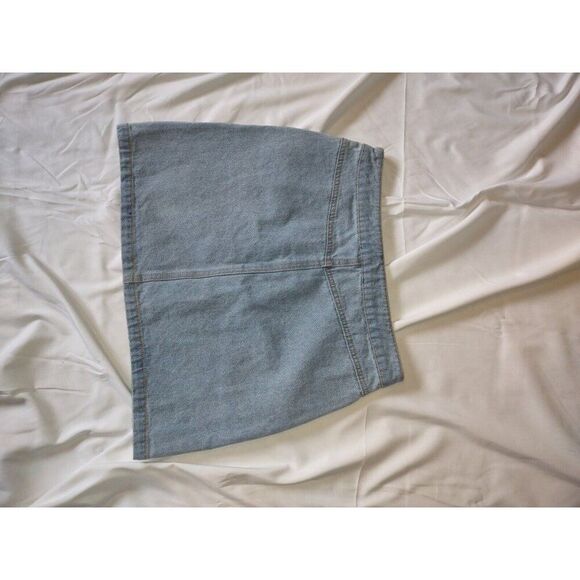 5/$25 EUC Women's Denim Skirt Size M Blue Button Down  Cotton Forever 21 - Picture 5 of 5